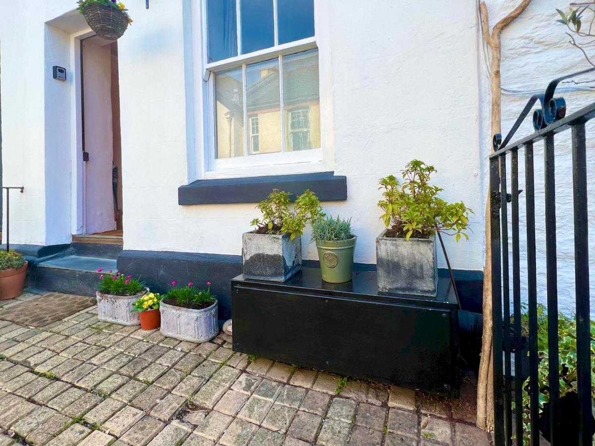 Pass The Keys 64 Church Street Characterful 2-Bed Cottage In The Heart Of Town 킹스브리지 외부 사진